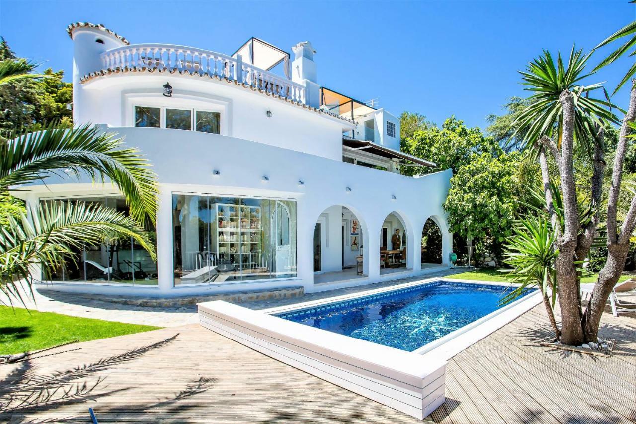 Luxury Villa With Swimming Pool And Jacuzzi マルベーリャ エクステリア 写真
