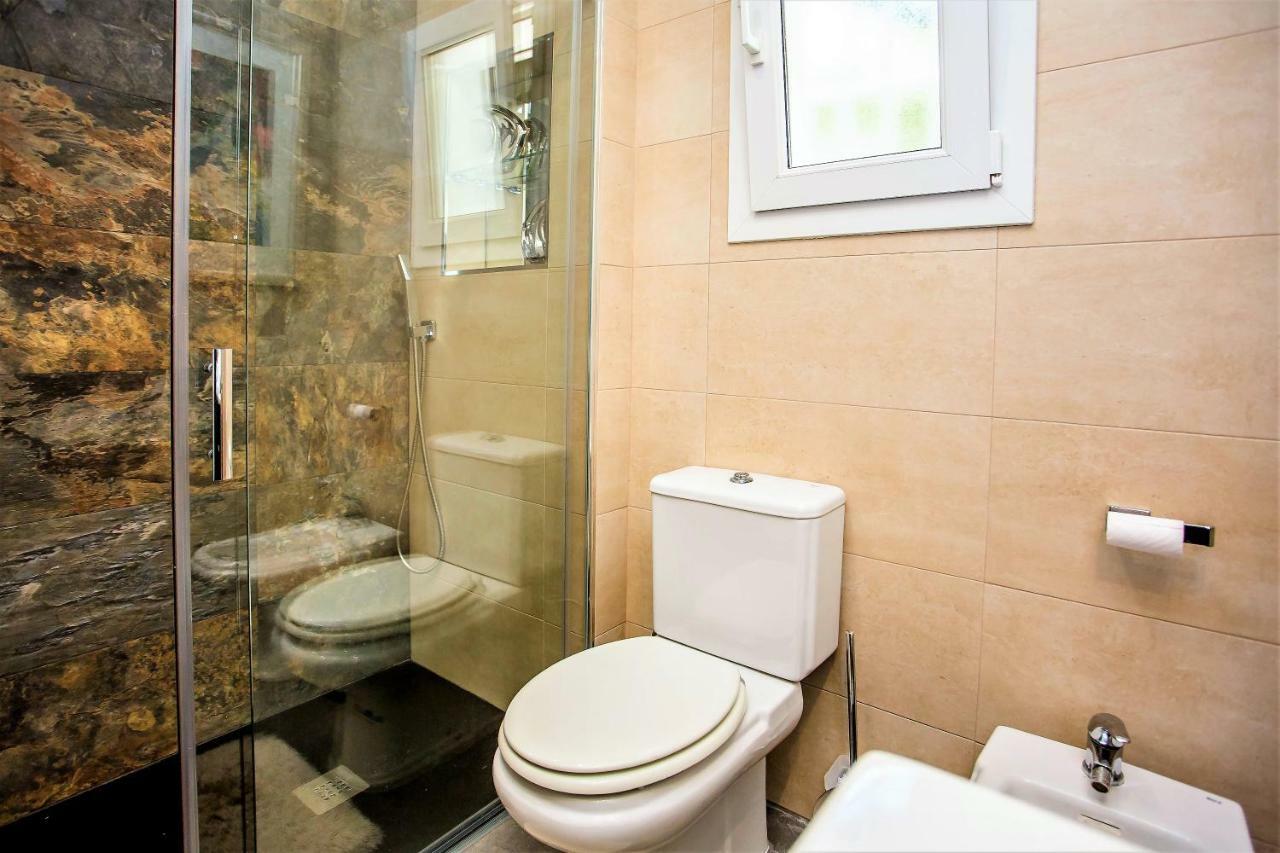 Luxury Villa With Swimming Pool And Jacuzzi マルベーリャ エクステリア 写真